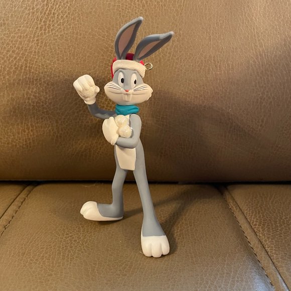 Hallmark Looney Toons Bugs Bunny Ornament